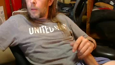 Snapshot of desolation2012 chatting on 06-15-26, 03:53 desolation2012 online show from 06-15-26, 03:53
