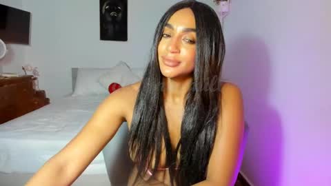 Destinne Mill online show from 02-20-25, 02:57