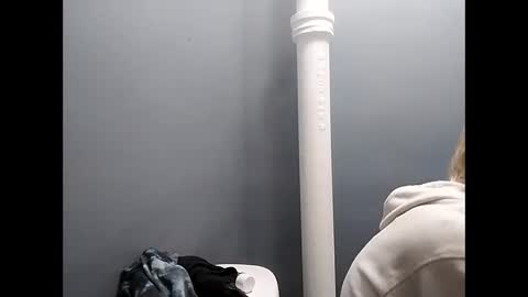 desturbingdetale699 online show from 01-05-25, 03:11