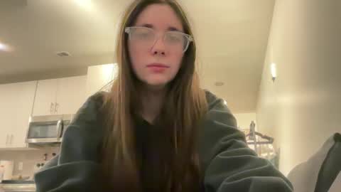 Snapshot of detroitbaddie chatting on 02-18-25, 02:06 detroitbaddie online show from 02-18-25, 02:06