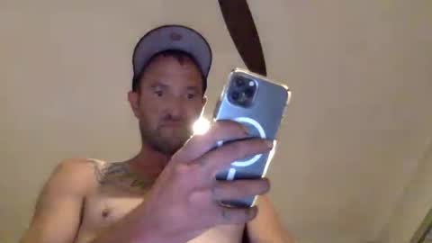 Snapshot of deusemcee92 chatting on 04-13-26, 01:38 deusemcee92 online show from 04-13-26, 01:38