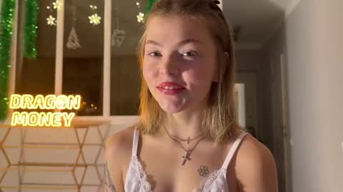 Snapshot of deva_alice chatting on 12-22-24, 04:06 Id be happy to have a steamy stream girl online show from 12-22-24, 04:06