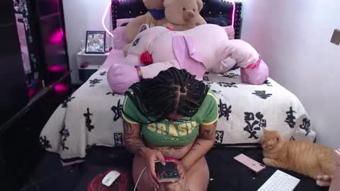 Snapshot of devi_black_13_ chatting on 03-27-26, 03:01 devi_black_13_ online show from 03-27-26, 03:01