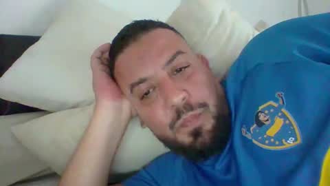 Snapshot of devil_angel66 chatting on 09-20-25, 05:25 devil_angel66 online show from 09-20-25, 05:25