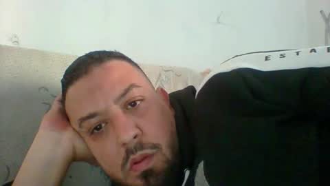 Snapshot of devil_angel66 chatting on 09-24-25, 04:43 devil_angel66 online show from 09-24-25, 04:43