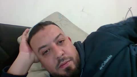 Snapshot of devil_angel66 chatting on 10-27-25, 05:50 devil_angel66 online show from 10-27-25, 05:50