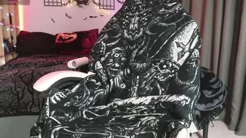 devil_s_bride online show from 04-11-26, 04:33