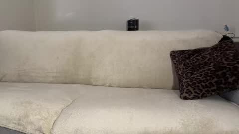 Snapshot of deviliaaa chatting on 04-03-26, 10:24 Devil online show from 04-03-26, 10:24