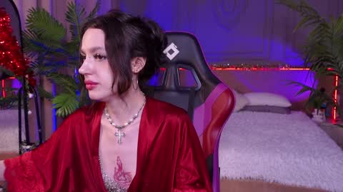 devilinee online show from 12-21-24, 09:55