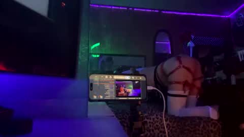 devilinsidedaisy online show from 06-01-26, 06:15