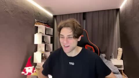 Snapshot of devilnut1 chatting on 12-02-25, 06:30 devilnut1 online show from 12-02-25, 06:30