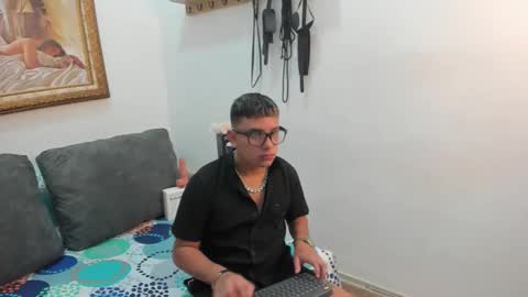 Snapshot of devilwisp chatting on 10-18-25, 02:36 Devil online show from 10-18-25, 02:36