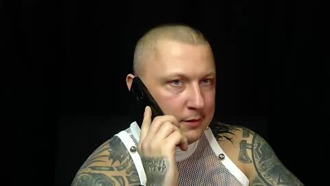 Snapshot of devilwithtats chatting on 03-11-26, 08:42 Lucian online show from 03-11-26, 08:42