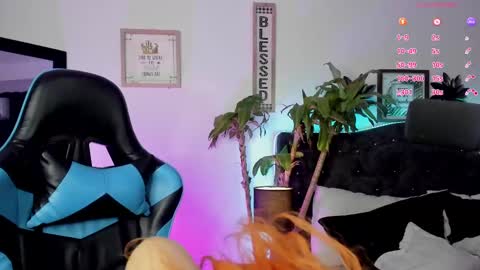 Snapshot of devlin_violet__ chatting on 02-12-25, 05:05 PaulaInsta  paulacastellanos 1Pvt open online show from 02-12-25, 05:05