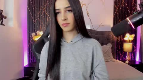 Snapshot of devlin_violet__ chatting on 11-09-25, 09:24 PaulaInsta paulacastellanos 1Pvt open online show from 11-09-25, 09:24