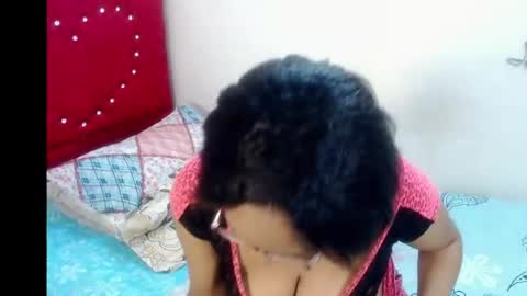 Snapshot of devorasexy2 chatting on 06-18-26, 11:14 Devora.. online show from 06-18-26, 11:14