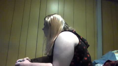 Snapshot of devykitten2018 chatting on 02-02-25, 03:21 devykitten online show from 02-02-25, 03:21