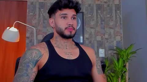 JULIAN online show from 11-05-25, 05:35