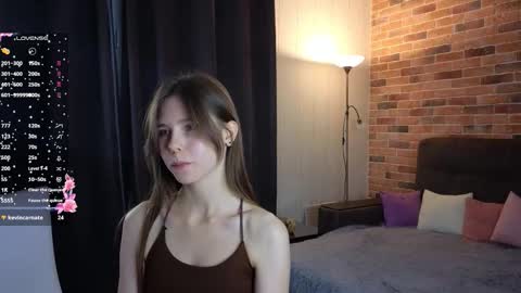 Kira online show from 11-14-25, 05:22