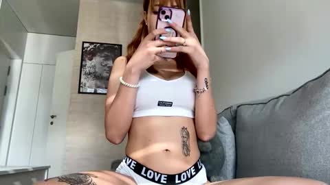 Dhalia online show from 02-17-26, 09:39