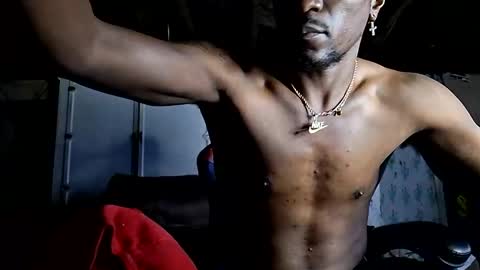 Snapshot of dhbbc454336 chatting on 09-13-25, 08:47 Marcus D-von Steel as the raunchy ass sniffer thrill me with your online show from 09-13-25, 08:47