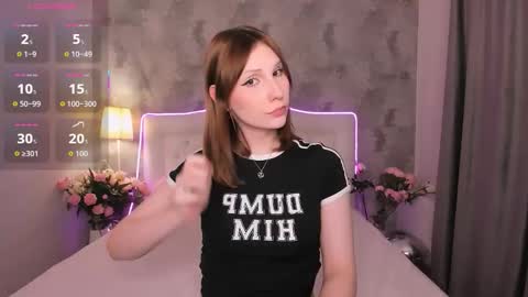 Snapshot of di_moore chatting on 10-04-25, 06:44 I EEO my schedule this week Thu - Sat 23000800 Sun 08001600 UTC3 online show from 10-04-25, 06:44