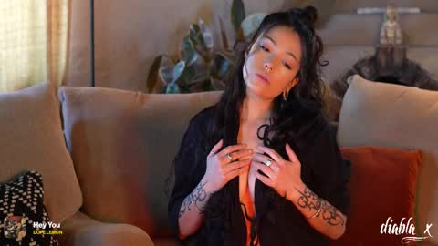 Snapshot of diabla_x chatting on 02-20-26, 10:43 DIABLA online show from 02-20-26, 10:43