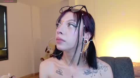Diamond  online show from 07-28-26, 03:21
