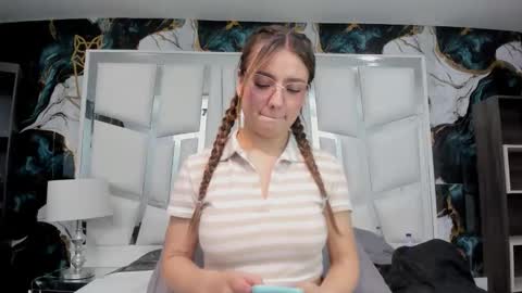 Snapshot of diamond_juliana_ chatting on 05-16-26, 08:11 diamond_juliana_ online show from 05-16-26, 08:11