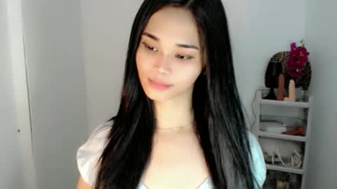 diamond_temptress online show from 03-25-26, 05:57