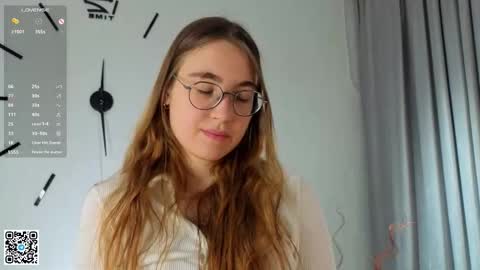 Molly online show from 12-03-25, 06:17