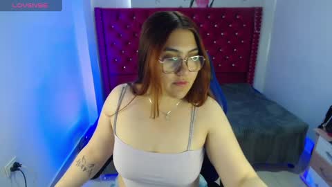 Snapshot of diamondfox_m chatting on 03-01-25, 12:34 Your Diamond online show from 03-01-25, 12:34