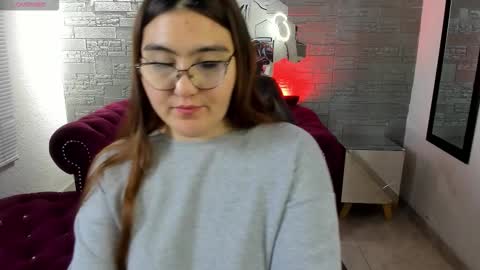 Snapshot of diamondfox_m chatting on 10-02-25, 02:24 Your Diamond online show from 10-02-25, 02:24