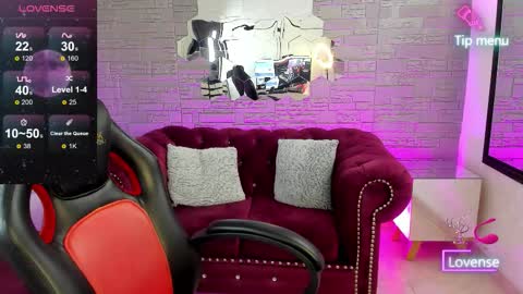 Snapshot of diamondfox_m chatting on 12-05-25, 12:58 Your Diamond online show from 12-05-25, 12:58