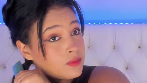 Snapshot of diana_clarck chatting on 05-22-26, 09:42 Diana Tamayo online show from 05-22-26, 09:42