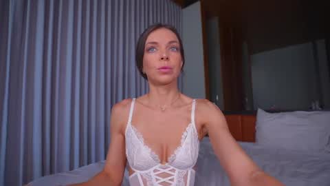 Diana online show from 06-21-26, 01:52