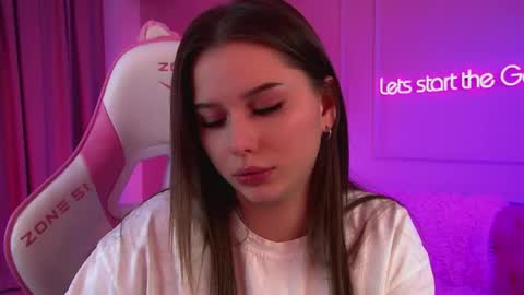 Diana online show from 04-28-26, 02:38