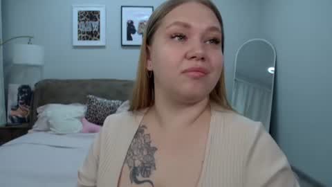 Diana online show from 06-14-26, 02:24