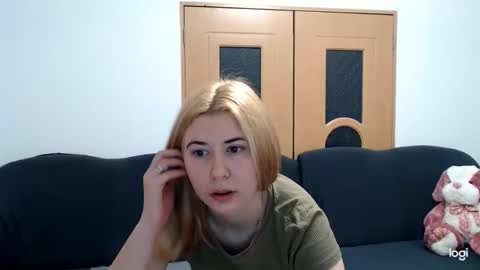 dianasmiey7 online show from 02-09-25, 08:54