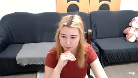 dianasmiey7 online show from 03-06-25, 08:19