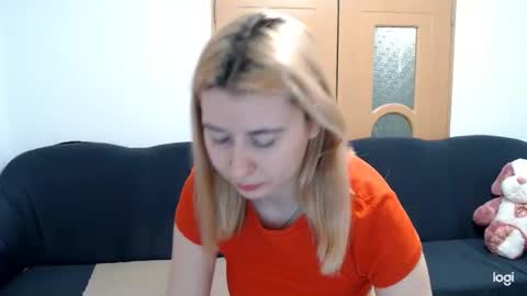 dianasmiey7 online show from 03-07-25, 09:40