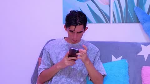 Snapshot of dianayleo chatting on 02-06-26, 01:47 Ana Leo online show from 02-06-26, 01:47