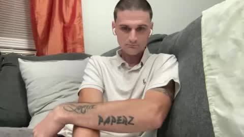 Snapshot of dickabitchdown chatting on 09-20-25, 08:37 DickABitchDown Alexys real spanishmami online show from 09-20-25, 08:37