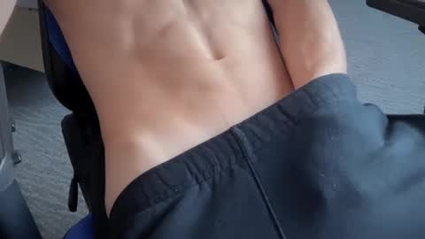 Snapshot of dickbboy19 chatting on 09-09-25, 01:21 dickbboy19 online show from 09-09-25, 01:21