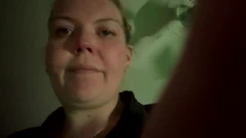 Snapshot of dickeddownsouth chatting on 01-09-26, 07:22 Beau online show from 01-09-26, 07:22