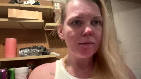 Snapshot of dickeddownsouth chatting on 01-19-26, 06:06 Beau online show from 01-19-26, 06:06