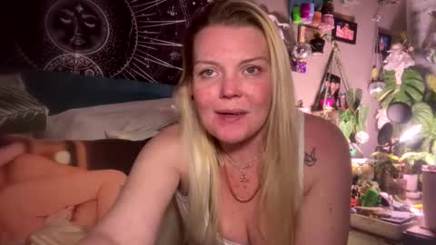 Snapshot of dickeddownsouth chatting on 02-24-26, 03:48 Beau online show from 02-24-26, 03:48