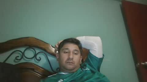 Snapshot of dickeduardo chatting on 09-12-25, 12:00 dickeduardo online show from 09-12-25, 12:00