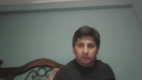 Snapshot of dickeduardo chatting on 10-16-25, 05:08 dickeduardo online show from 10-16-25, 05:08