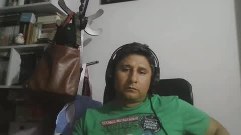 Snapshot of dickeduardo chatting on 02-14-26, 02:08 dickeduardo online show from 02-14-26, 02:08